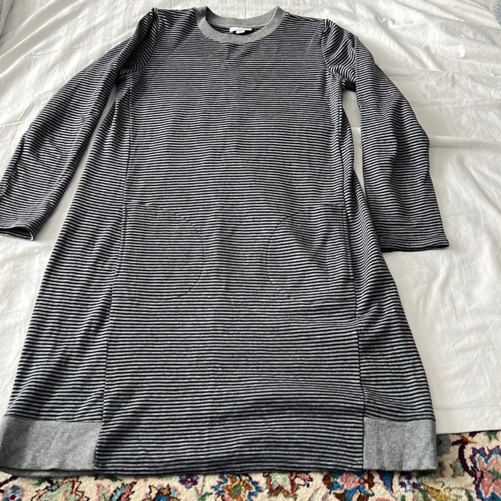 J hill sweatshirt dress